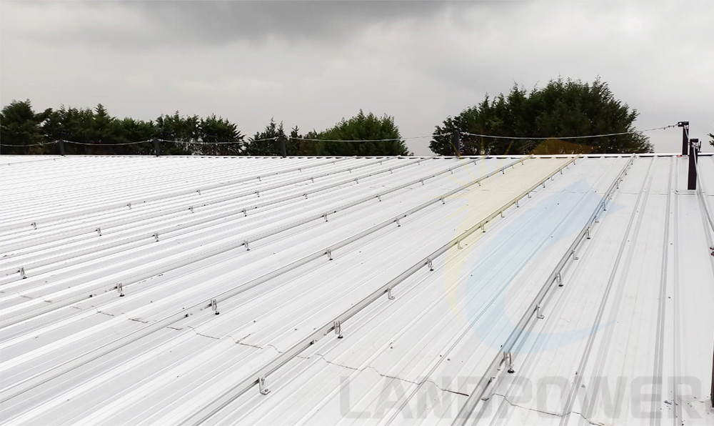 metal roof mounting ecuador